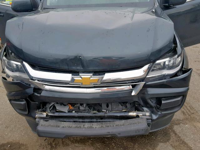 1GCGTCEN0J1100736 - 2018 CHEVROLET COLORADO L CHARCOAL photo 7