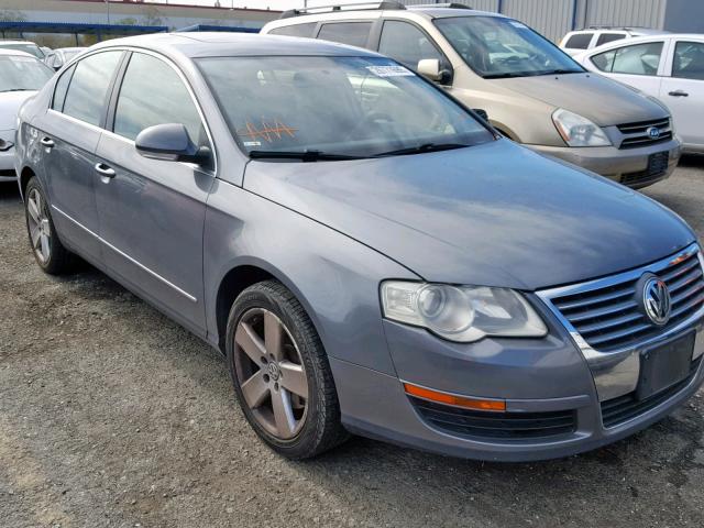 WVWAK93C68E096871 - 2008 VOLKSWAGEN PASSAT KOM GRAY photo 1