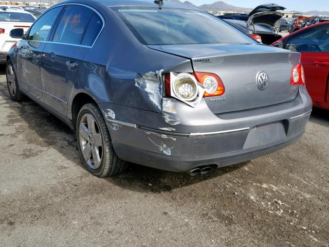 WVWAK93C68E096871 - 2008 VOLKSWAGEN PASSAT KOM GRAY photo 3