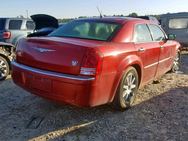 2C3LA63H58H137218 - 2008 CHRYSLER 300C RED photo 4