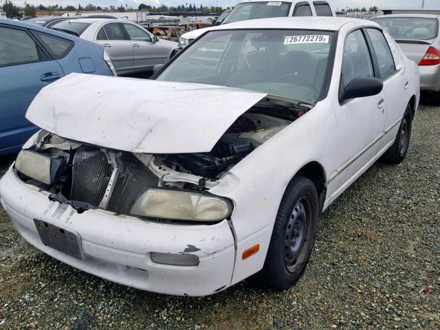 1N4BU31D9TC161942 - 1996 NISSAN ALTIMA WHITE photo 2