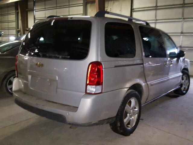 1GNDV33108D172498 - 2008 CHEVROLET UPLANDER L 金色 照片 4
