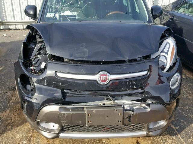 ZFBCFADH9EZ012218 - 2014 FIAT 500L TREKK BLACK photo 9