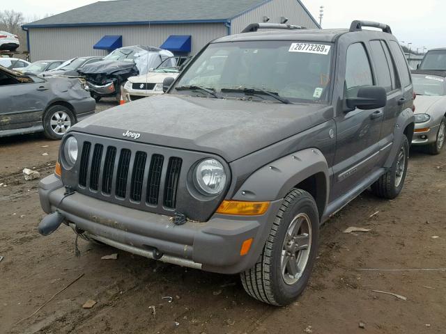 1J4GL38K05W559768 - 2005 JEEP LIBERTY RE GRAY photo 2