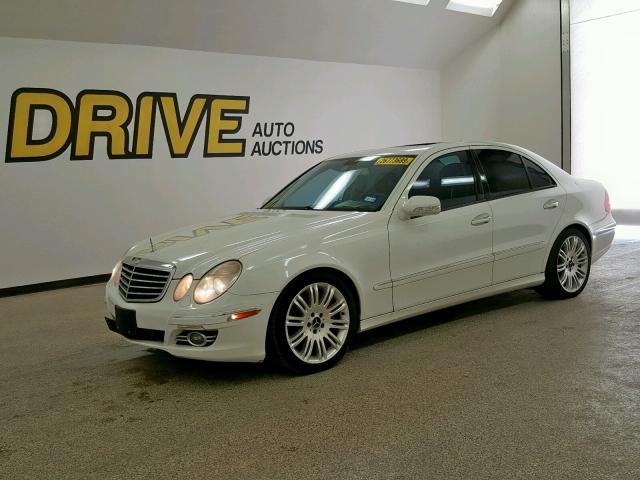 WDBUF56X47B030052 - 2007 MERCEDES-BENZ E 350 WHITE photo 2