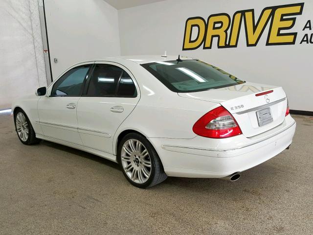 WDBUF56X47B030052 - 2007 MERCEDES-BENZ E 350 WHITE photo 3