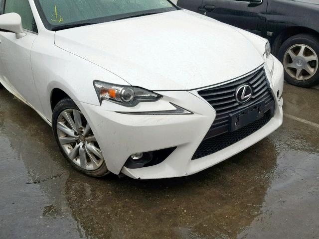 JTHBA1D20G5031977 - 2016 LEXUS IS 200T WHITE photo 9