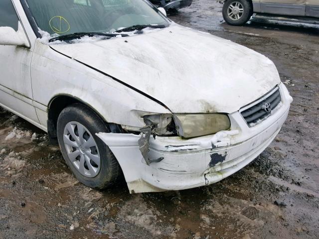 JT2BG22K0Y0432865 - 2000 TOYOTA CAMRY CE WHITE photo 9