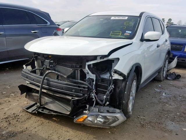 KNMAT2MT2JP582283 - 2018 NISSAN ROGUE S WHITE photo 2