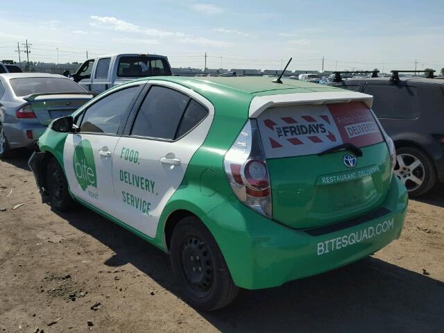 JTDKDTB3XE1078244 - 2014 TOYOTA PRIUS C GREEN photo 3