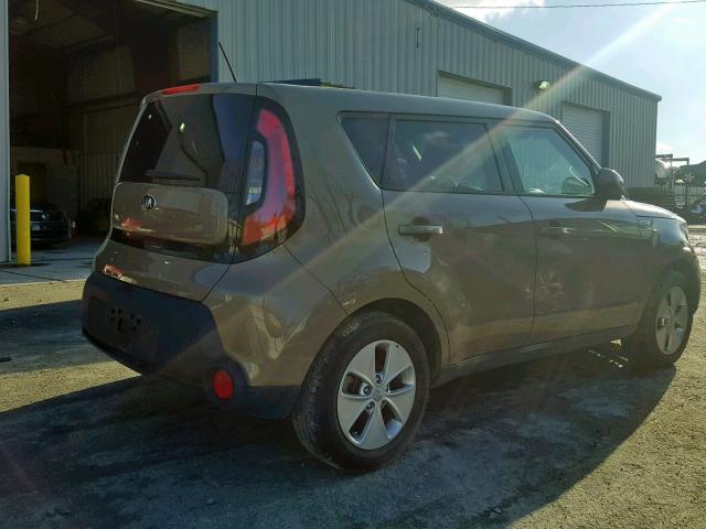 KNDJN2A25G7283515 - 2016 KIA SOUL GOLD photo 4