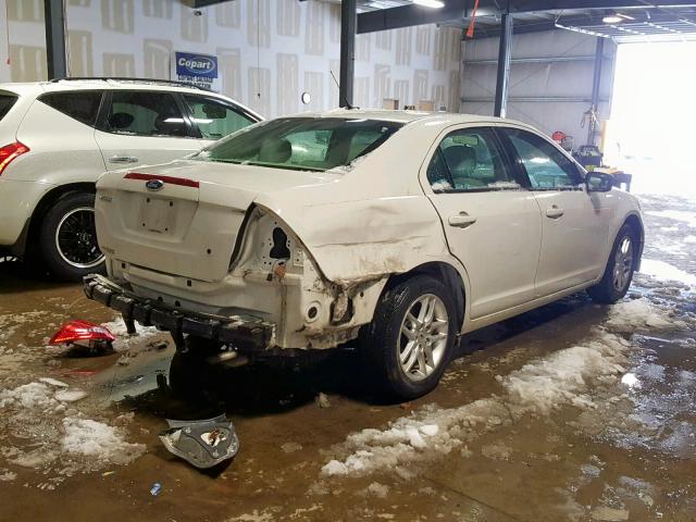 3FAHP0GA8CR117638 - 2012 FORD FUSION S WHITE photo 4