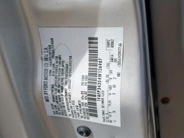 1FAFP34354W126987 - 2004 FORD FOCUS SE C SILVER photo 10