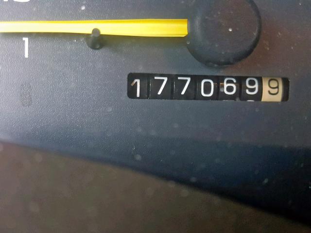 1G2WP52K8YF204009 - 2000 PONTIAC GRAND PRIX GOLD photo 8