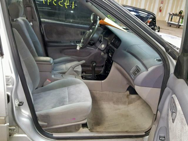 1N4DL01D61C227497 - 2001 NISSAN ALTIMA XE SILVER photo 5