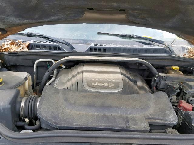 1J8HG58276C143819 - 2006 JEEP COMMANDER GOLD photo 7