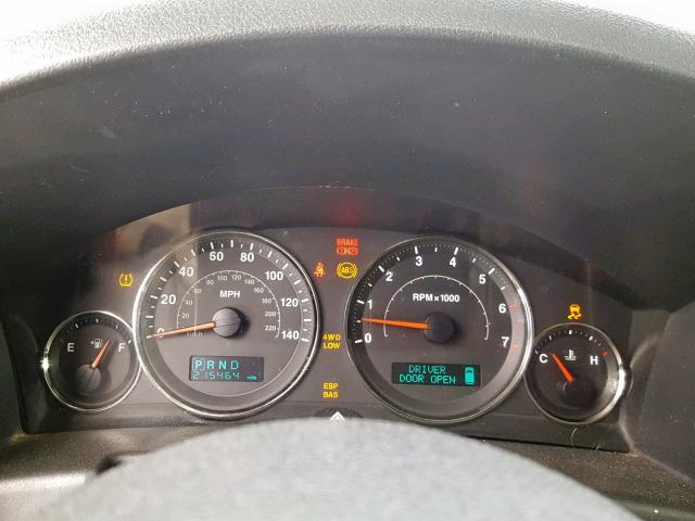 1J8HG58276C143819 - 2006 JEEP COMMANDER GOLD photo 8