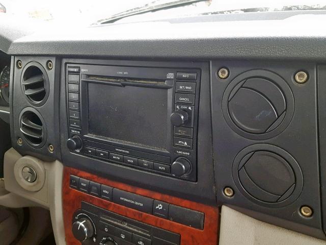 1J8HG58276C143819 - 2006 JEEP COMMANDER GOLD photo 9