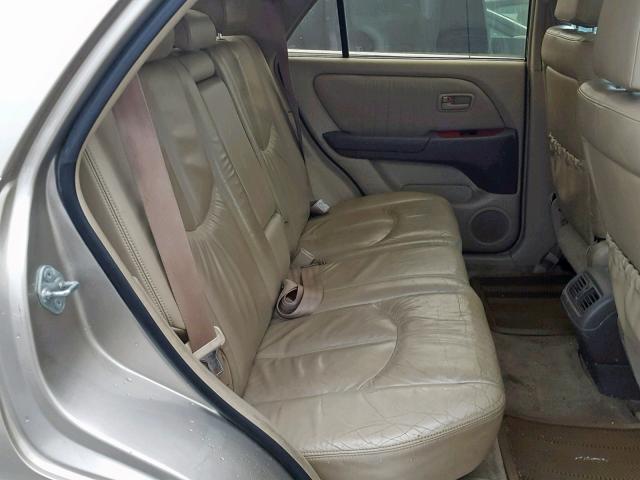 JT6HF10U2X0040740 - 1999 LEXUS RX 300 BEIGE photo 6