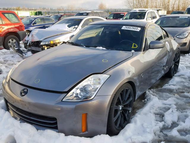 JN1BZ34D08M700640 - 2008 NISSAN 350Z COUPE GRAY photo 2