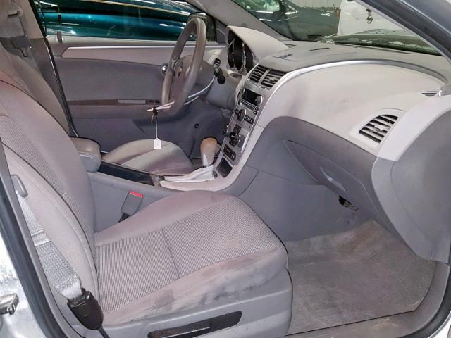1G1ZA5E18BF108202 - 2011 CHEVROLET MALIBU LS 银色 照片 5