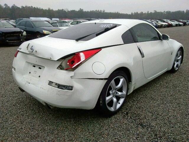 JN1AZ34D96M304313 - 2006 NISSAN 350Z COUPE WHITE photo 4