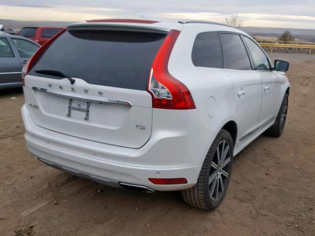 YV440MDKXG2809201 - 2016 VOLVO XC60 T5 WHITE photo 4