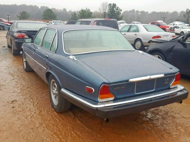 SAJAV1346CC331681 - 1982 JAGUAR XJ6 BLUE photo 3