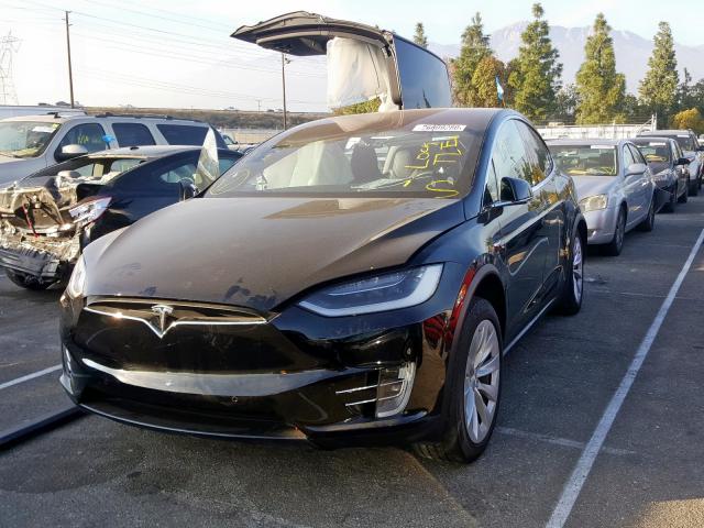 5YJXCBE23JF091585 - 2018 TESLA MODEL X  photo 2