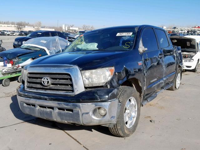 5TFDV54138X041969 - 2008 TOYOTA TUNDRA CRE BLACK photo 2