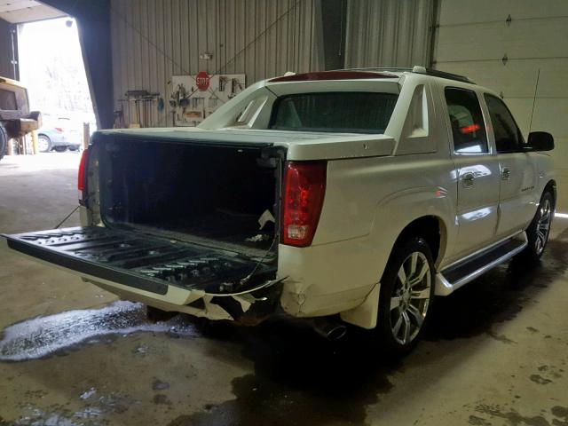 3GYEK63N12G214899 - 2002 CADILLAC ESCALADE E WHITE photo 4