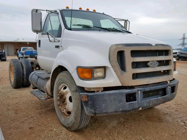 3FRNF65915V120471 - 2005 FORD F650 SUPER WHITE photo 1