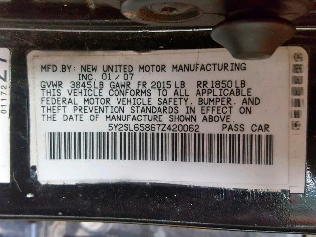 5Y2SL65867Z420062 - 2007 PONTIAC VIBE BLACK photo 10