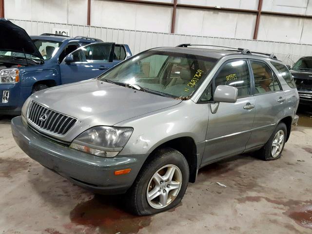 JT6HF10U5Y0102875 - 2000 LEXUS RX 300 GRAY photo 2