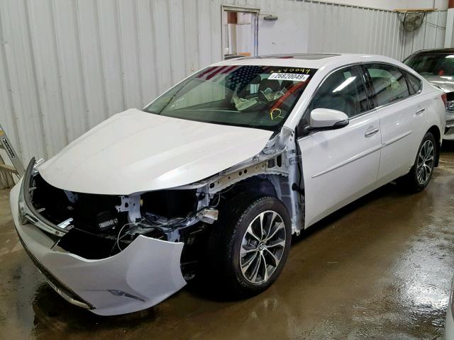 4T1BK1EB3JU265794 - 2018 TOYOTA AVALON XLE WHITE photo 2