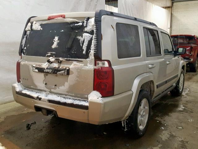 1J8HG48K27C598816 - 2007 JEEP COMMANDER SILVER photo 4