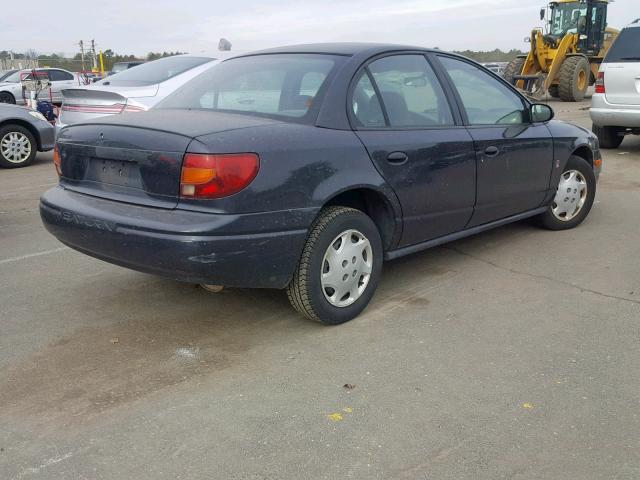 1G8ZH52822Z126529 - 2002 SATURN SL1 GRAY photo 4