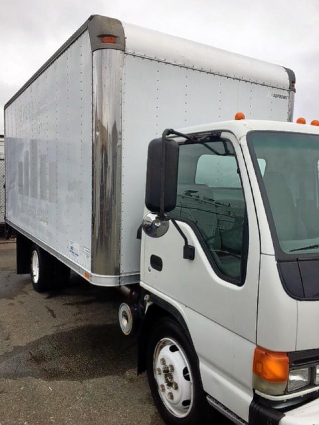 JALE5B14647901051 - 2004 ISUZU NQR WHITE photo 1