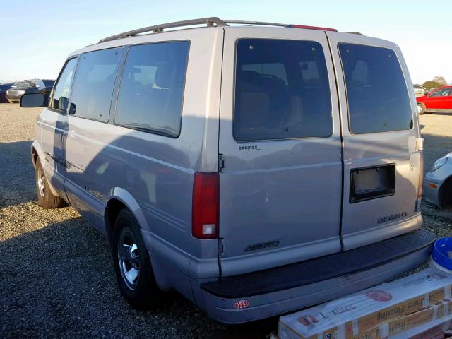 1GNDM19W6YB131489 - 2000 CHEVROLET ASTRO SILVER photo 3