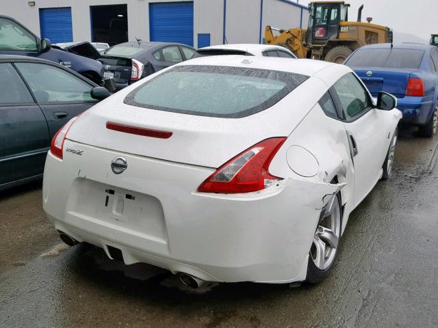 JN1AZ4EH9BM555365 - 2011 NISSAN 370Z BASE WHITE photo 4