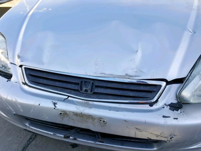 2HGEJ6611YH518519 - 2000 HONDA CIVIC BASE SILVER photo 9