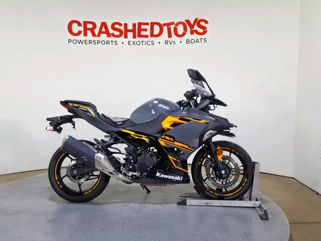 JKAEXKG14JDA02160 - 2018 KAWASAKI EX400 GRAY photo 1