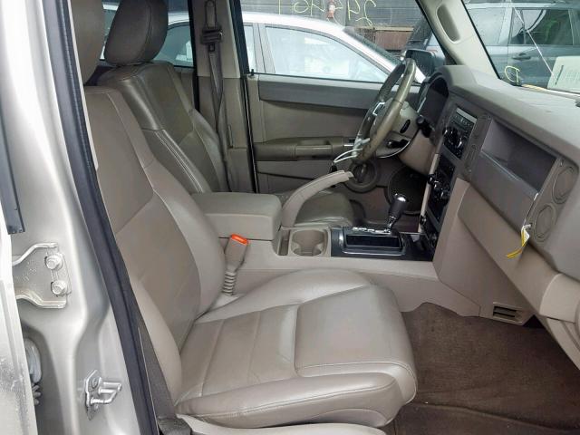 1J8HG48K48C156539 - 2008 JEEP COMMANDER SILVER photo 5