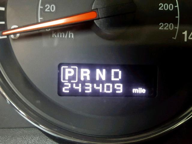 1J8HG48K48C156539 - 2008 JEEP COMMANDER SILVER photo 8