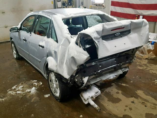 1FAFP34N97W157567 - 2007 FORD FOCUS ZX4 SILVER photo 3