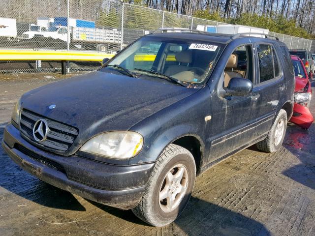 4JGAB54E6YA181897 - 2000 MERCEDES-BENZ ML 320 BLUE photo 2