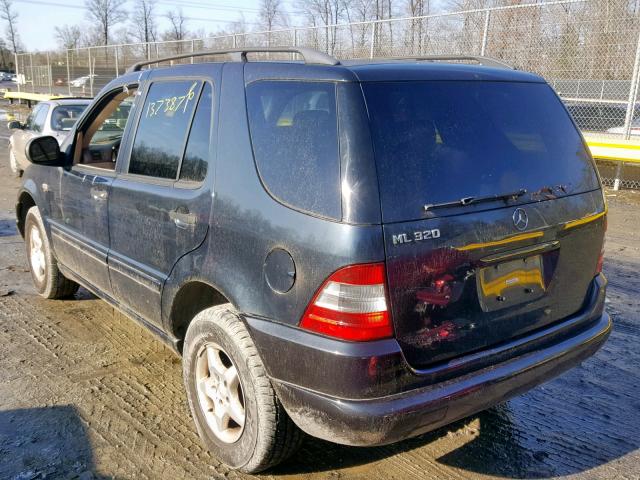 4JGAB54E6YA181897 - 2000 MERCEDES-BENZ ML 320 BLUE photo 3