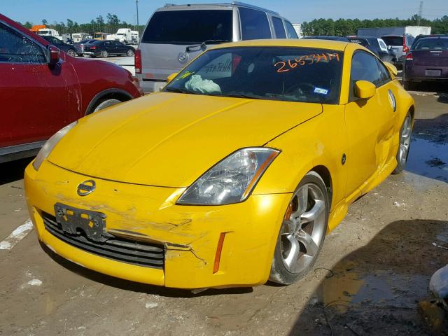 JN1AZ34D85M610918 - 2005 NISSAN 350Z COUPE YELLOW photo 2