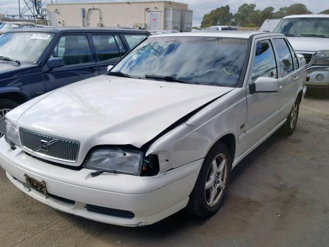 YV1LS5570W1502708 - 1998 VOLVO S70 WHITE photo 2