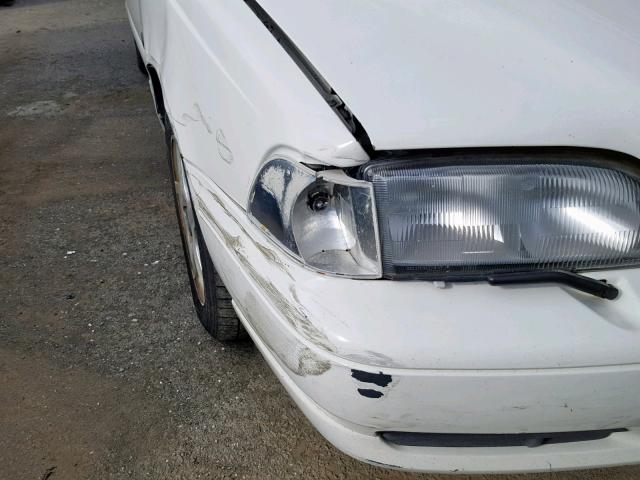 YV1LS5570W1502708 - 1998 VOLVO S70 WHITE photo 9